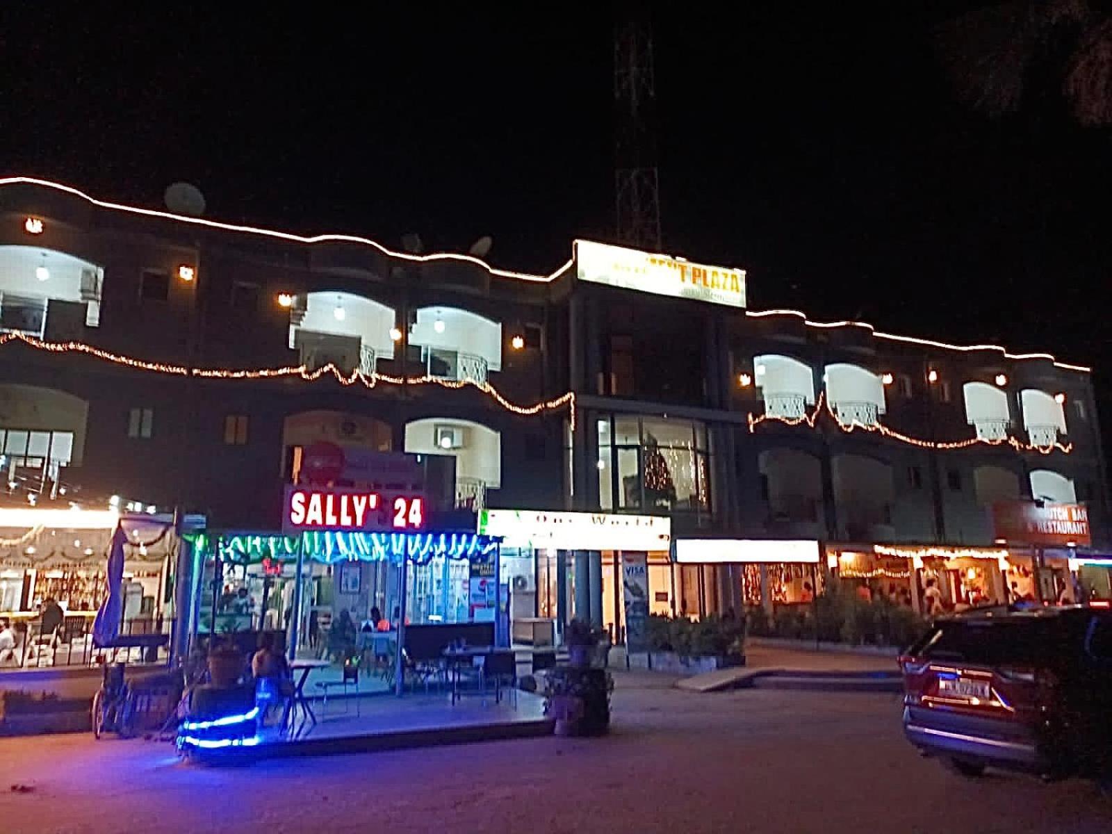 Apartments Plaza Hotel Kololi Exterior photo