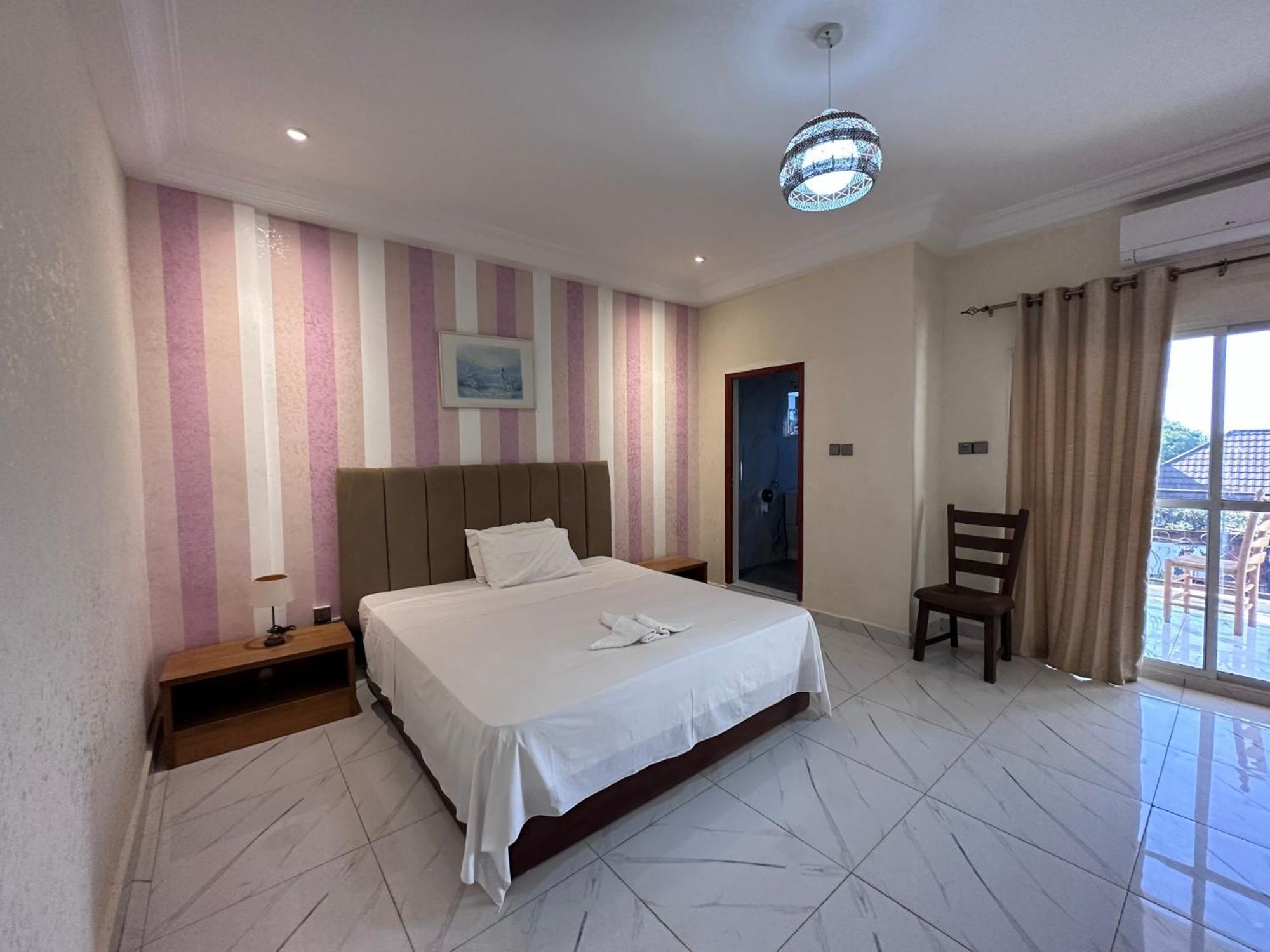 Apartments Plaza Hotel Kololi Exterior photo